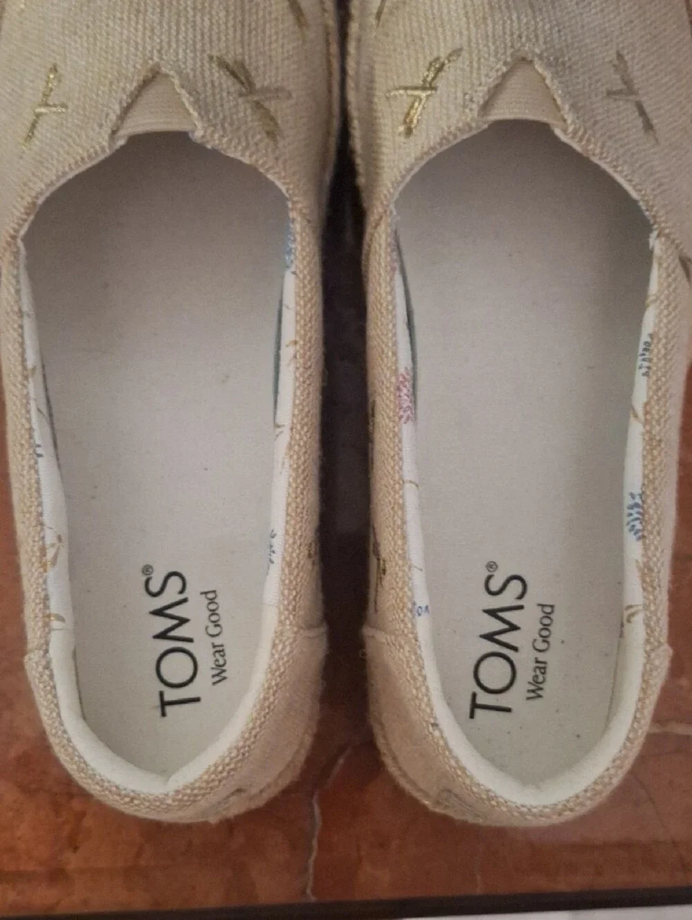 TOMS Women's Valencia Platform Dragonfly Gold Embroidery